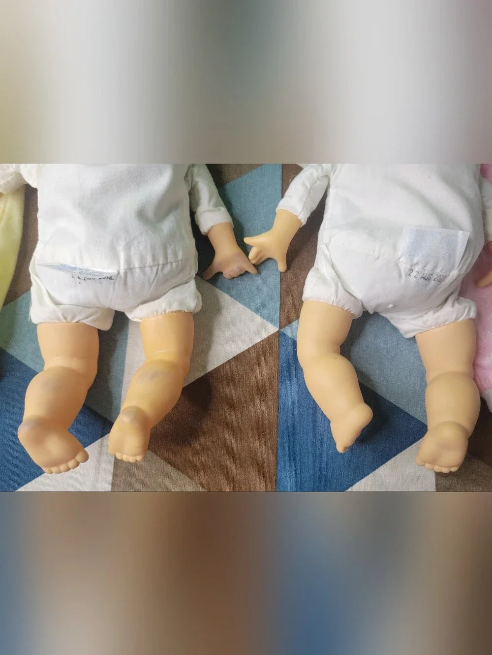 x2 Vintage Uneeda 1990 Plush Baby Dolls Soft Play 2003 w/ Outfits & Pacifier